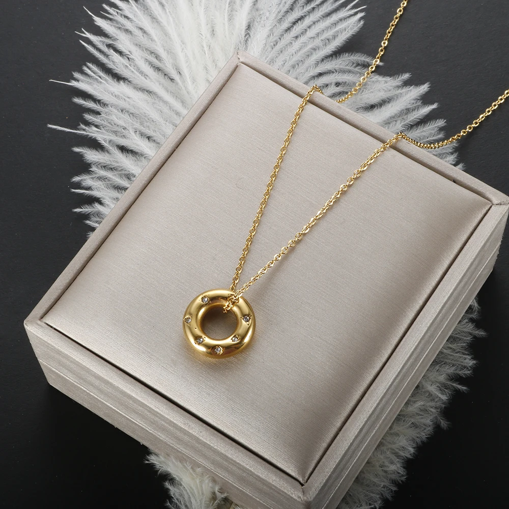 

Gold Plated Necklace Crystal Paved Round Chunky Pendant for Women Lover Trendy Fashion Simpe Stainless Steel INS Jewelry