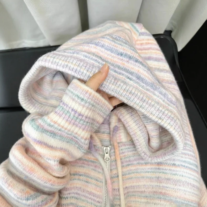 Очень большой свитер с капюшоном в радужную полоску весом 50 00 кг мужская и