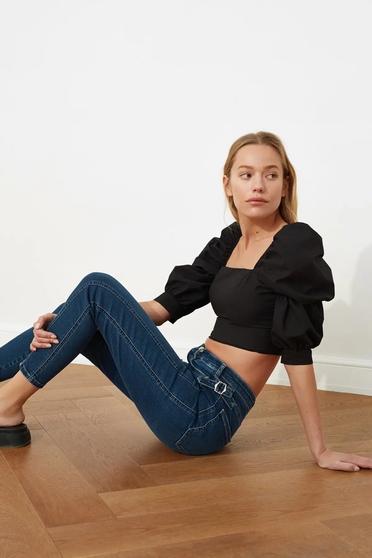

Navy Articulated Buckle High Waist Skinny Jean Women Jeans 2021