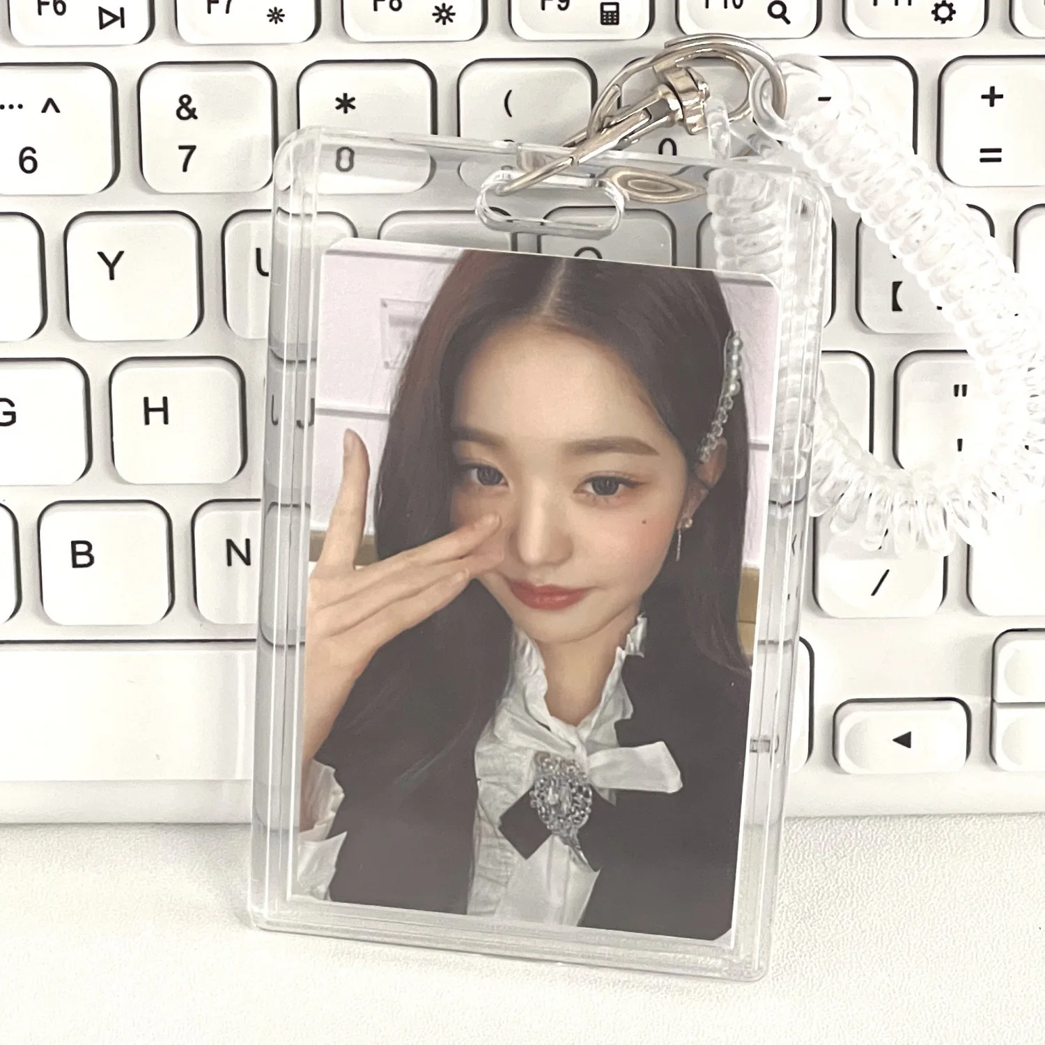 

ShuuO Cute Transparent Photocard Holder Photo Card Holder Kpop Idol Photo Holder Bus Card School ID Card Protective Case Pendant