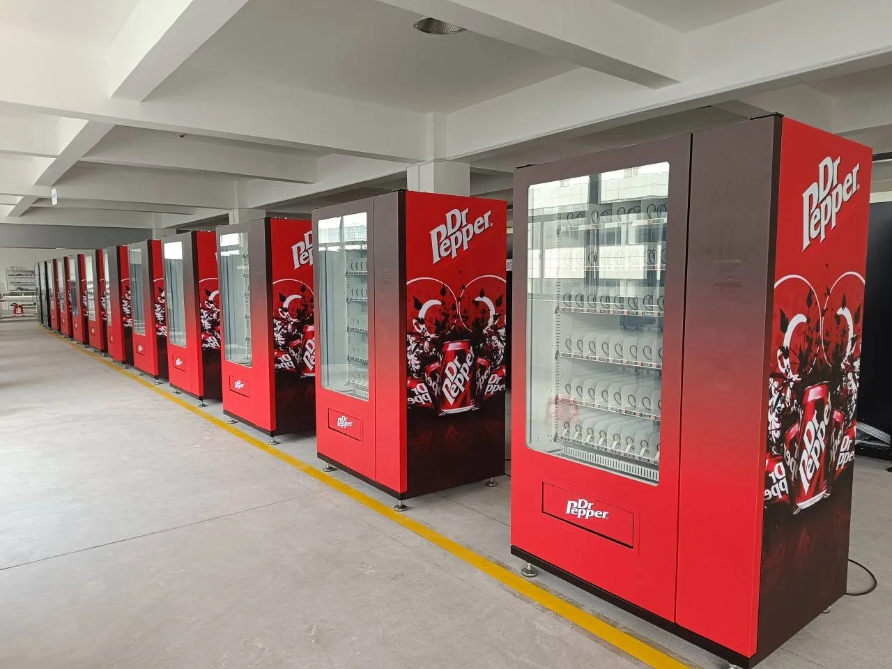 Торговый автомат для закусок популярный в Америке поддерживает настройку