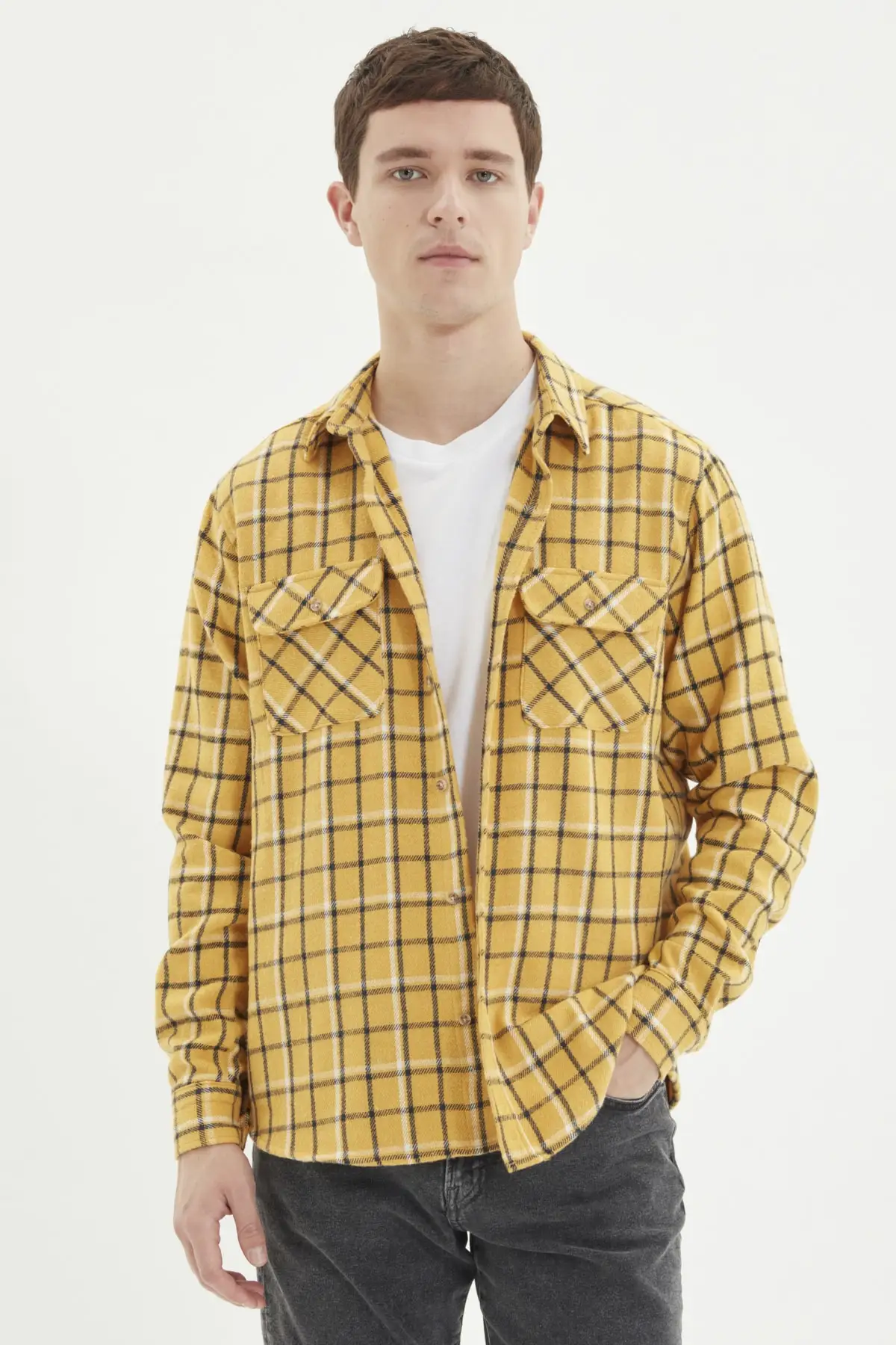 

Men's Regular Fit Double Pocket Plaid Shirt TMNAW20GO0055