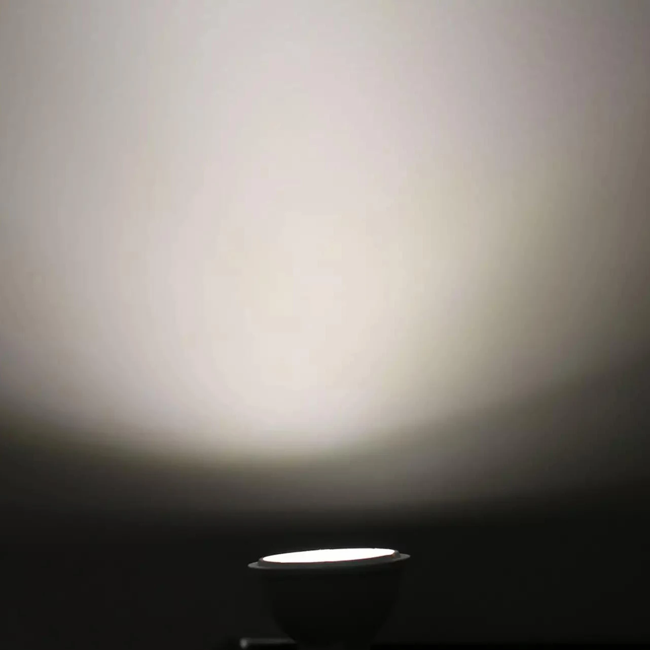 

Прожектор YORYZENG MR11 GU4 3W белый