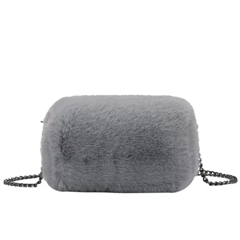 Рисунок 6 - Зимняя новая плюшевая сумка 2023ins