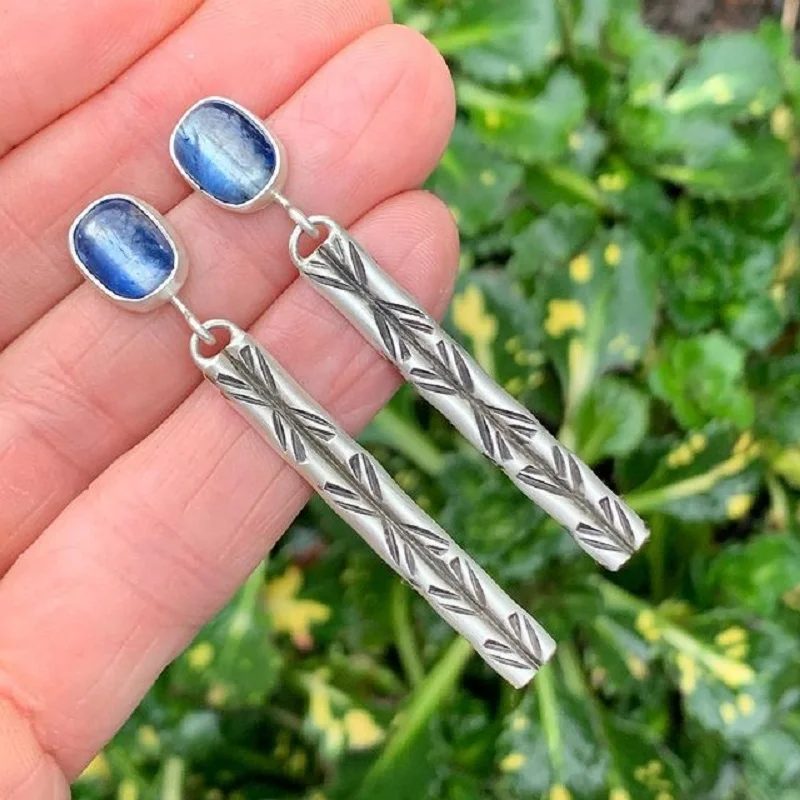 

Womens Long Silver Color Dangle Earrings Vintage Ethnic Handcarving Jewelry Inlay Blue Stone Earring Studs Jewellery Boho aretes