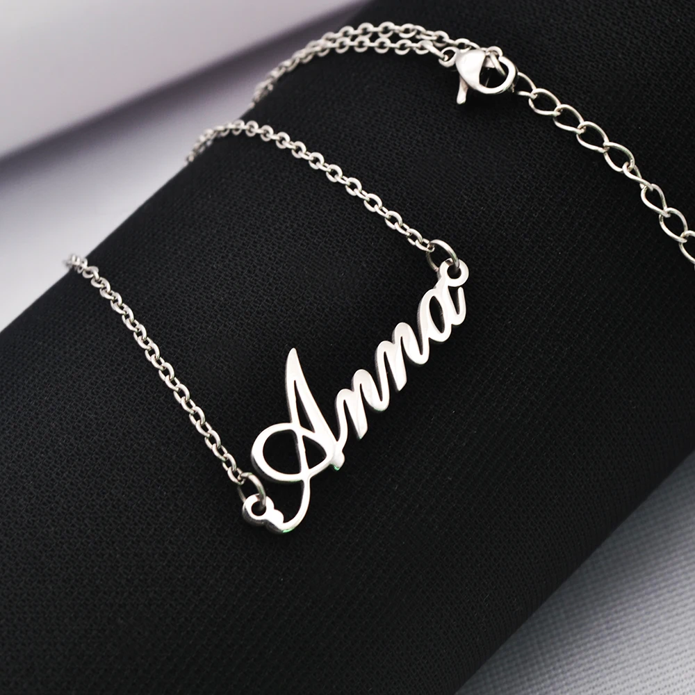 Customized Name Necklace In Different Languages Stainless Steel Nameplate Personalized Fashion Gift for Mother Or Lover Child