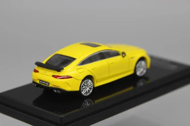 Серебряная коллекция литых моделей автомобилей пара64 1:64 Mercedes-AMG GT 63 S
