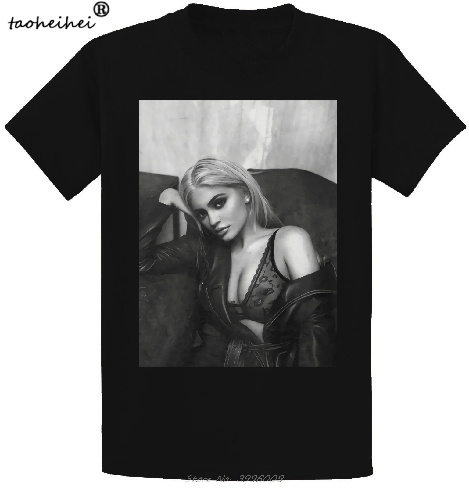 Мужская футболка с круглым вырезом коротким рукавом и принтом |