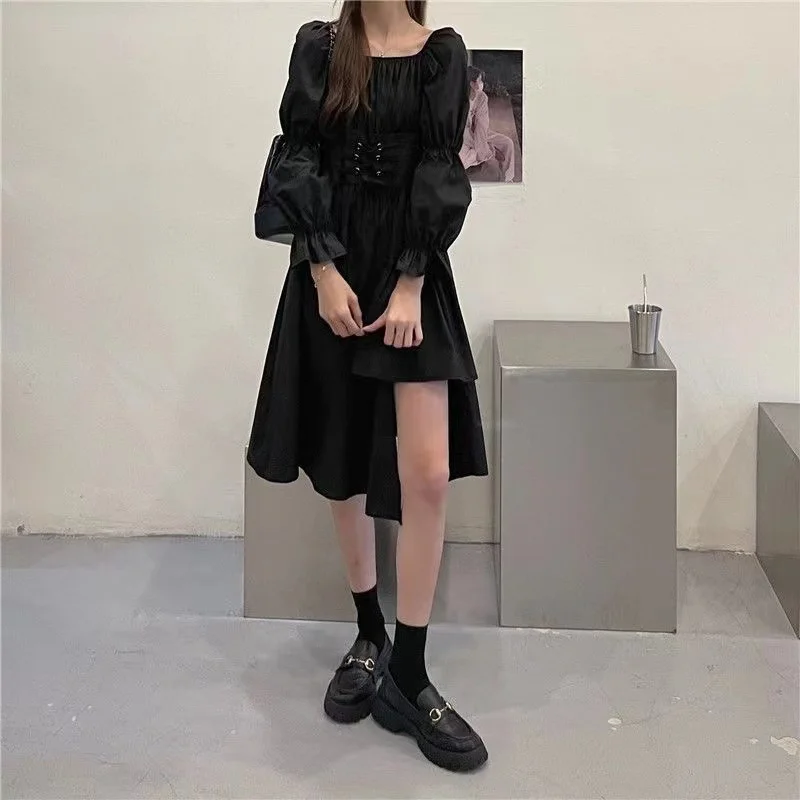 Женское Бандажное платье белое черное легкое винтажное праздничное с открытыми