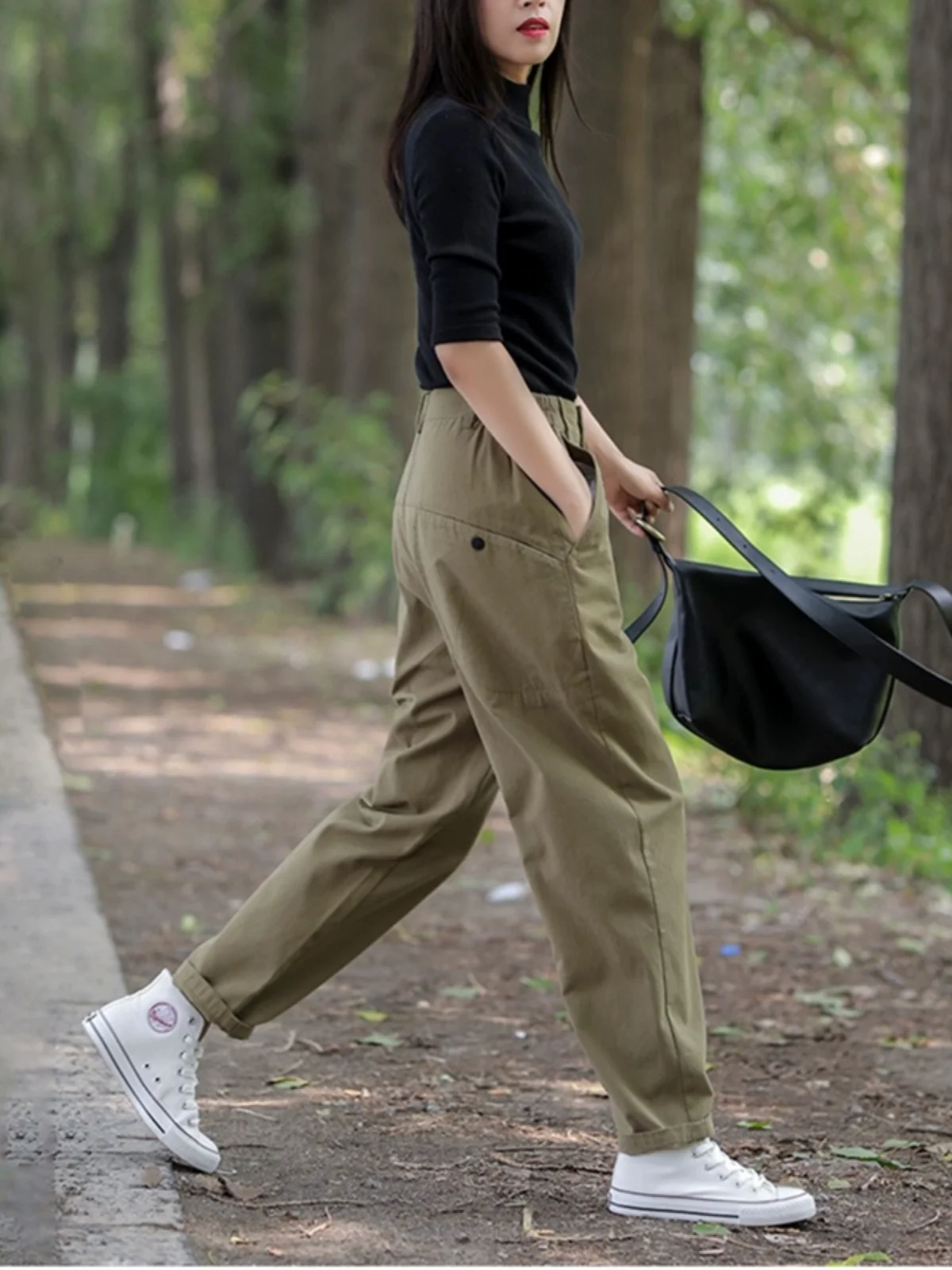 Оригинальные весенние 2024 Новые однотонные брюки-карго с высокой талией женские