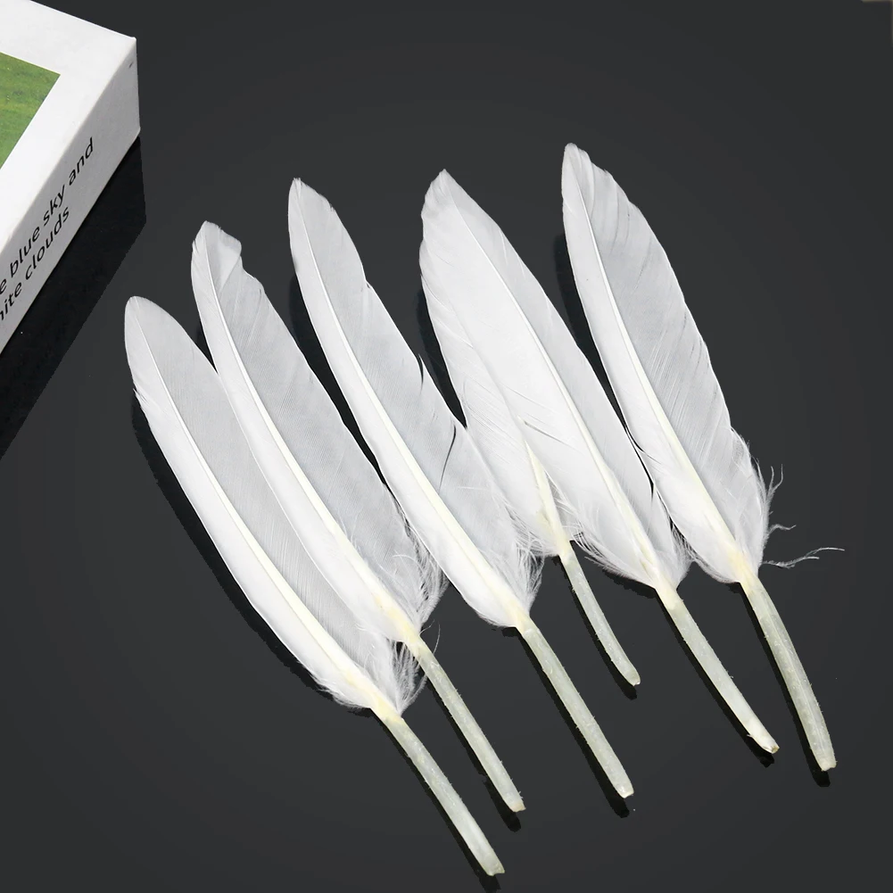 

White Goose Feather Charms Turkey Fluffy Hat Dream Catcher Crest Hair Ornament Jewelry Making DIY Craft Decoration Accessories