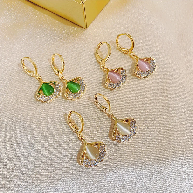 

Luxury Zircon Water Drop Earrings Creative Women Cat's Eye Opal Stone Ginkgo Leaves Ear Buckle Women Engagement Wedding Jewelry