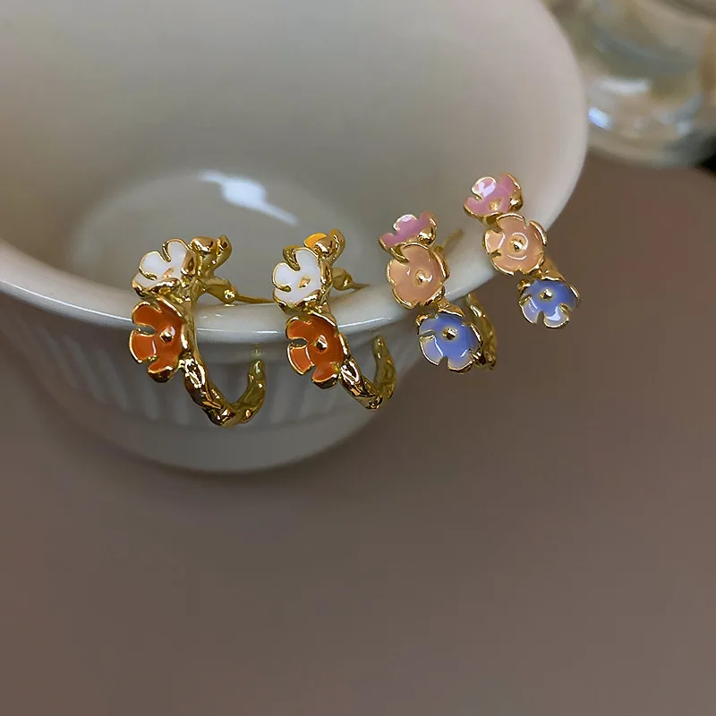 

2022 New Vintage Earrings Colorful Enamel Flower Hoop Earrings For Women Fashion Temperament Boucle oreille Femme Brincos