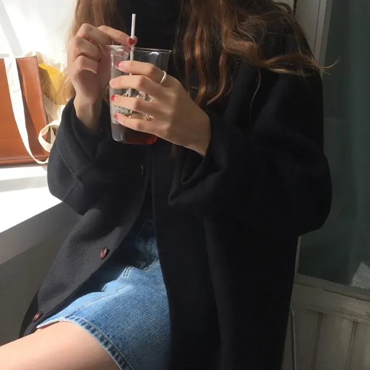 Женская куртка средней длины из искусственной шерсти верблюжьей расцветки