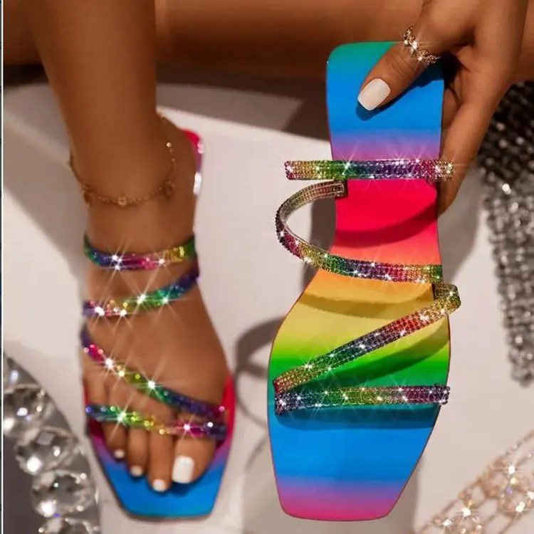 

Women Slippers 2022 Summer Sandals Rhinestones Shine Slides Fashion Crystal Flats Slippers Women Casual Mixed Color Flip Flops