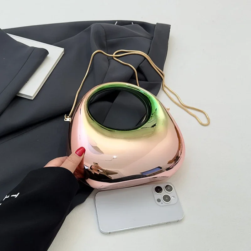 2024 хит продаж сумка из ПВХ цепочка однотонная пряжка модная на плечо мягкая