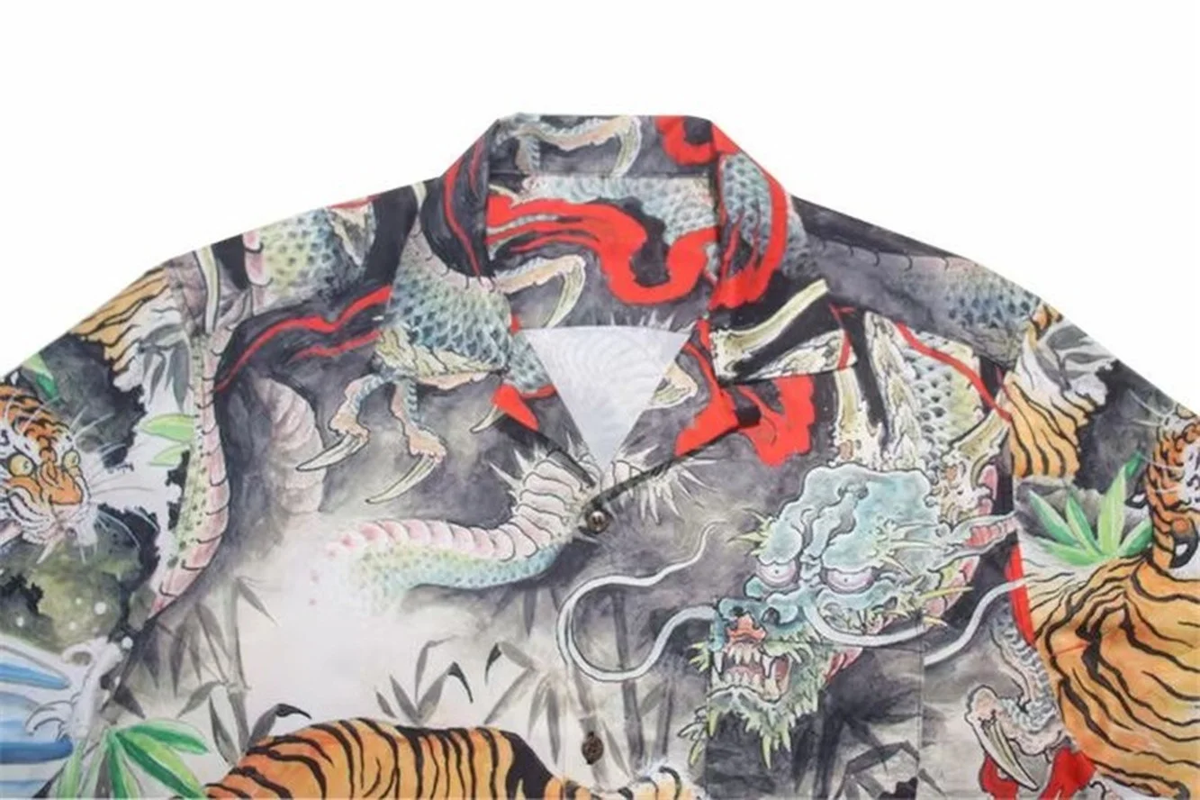 Гавайская рубашка с тиграми. Рубашка с тиграми HM. Тигровая рубашка мужская. Белая рубашка с тиграми. Тайгер 2023