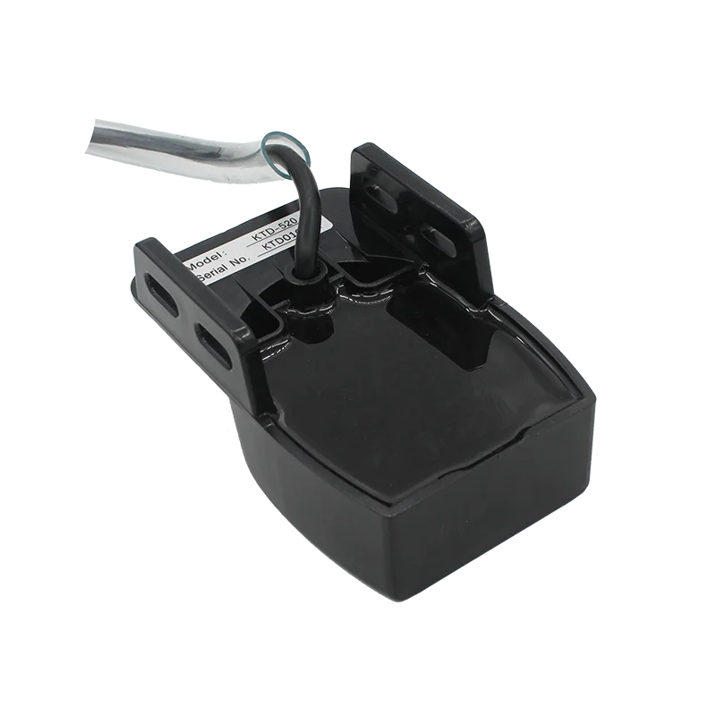 Фото ONWA KTD-520_TM Двухчастотный пластиковый преобразователь с креплением на транце и встроенным датчиком температуры, морские товары №2
