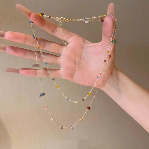 Многослойное ожерелье из камня и хрусталя