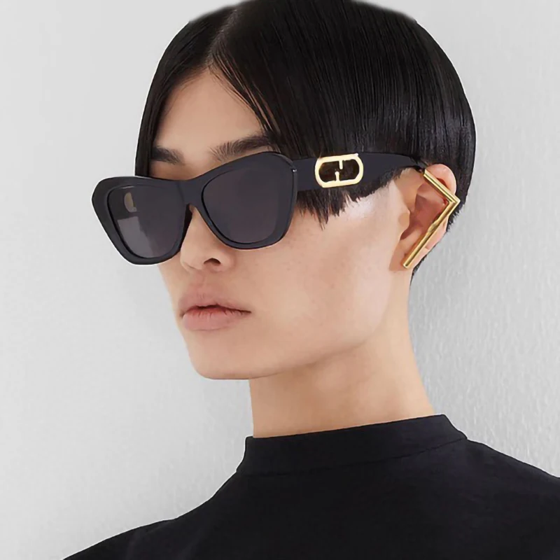 

Ацетатные коричневые солнцезащитные очки в черепаховой оправе с бабочкой женские модные солнцезащитные очки с отверстиями украшение