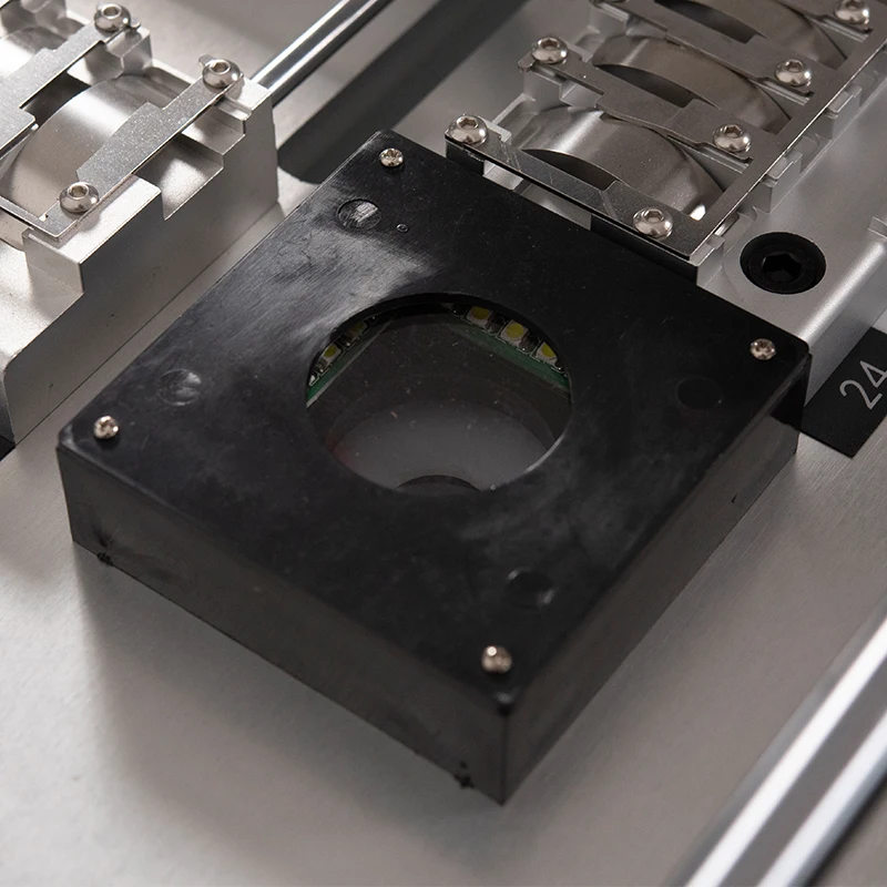 В наличии на складе в России все кормушки бесплатно SMT802B JUKI СОПЛО настольная