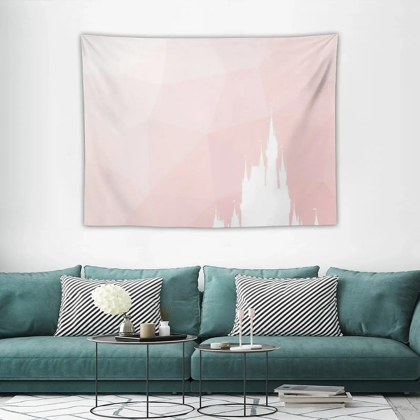 Розовый геометрический гобелен