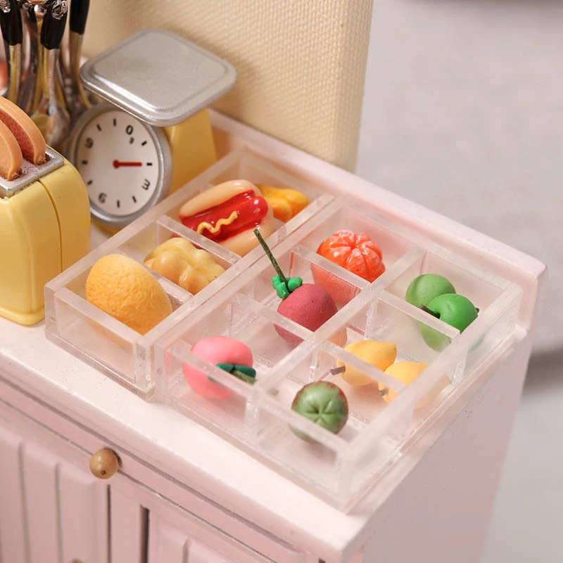 

1Pc 1:12 Dollhouse Accessories Mini Plastic Fresh-keeping Box with Lid Miniature Food Storage Container Case Doll Scene Decor