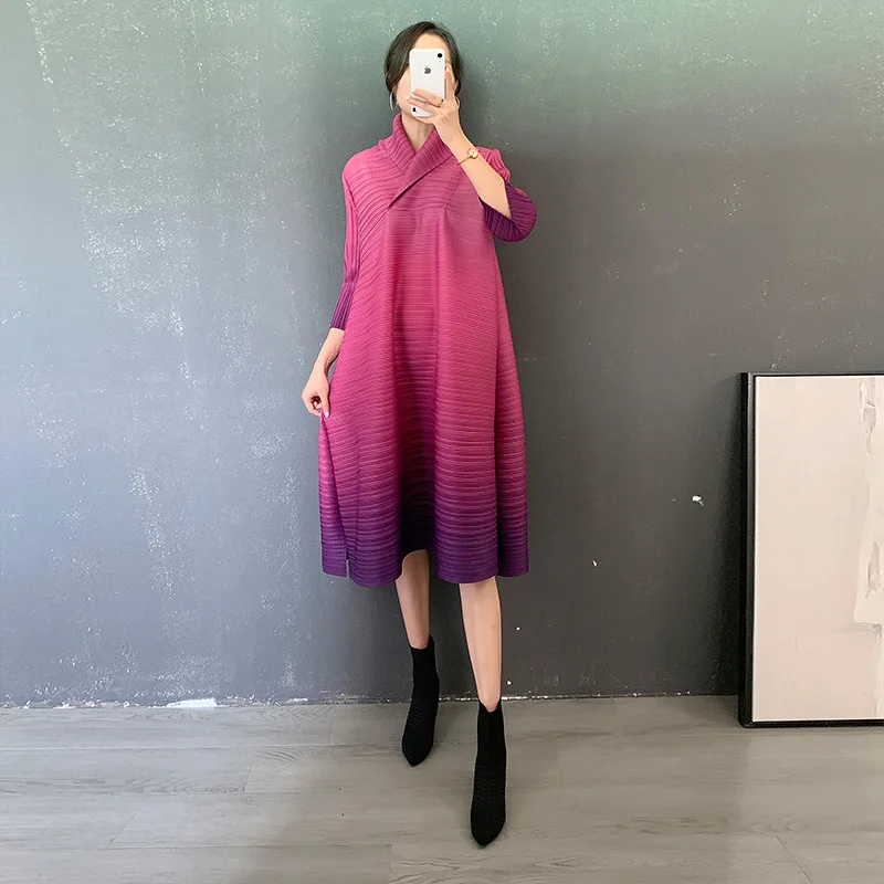

Miyake Woman Pleated Seven Sleeve Dress Purple Gradient Design Lapel Collar Over Size Casual Style 2022 New Autumn Fashion