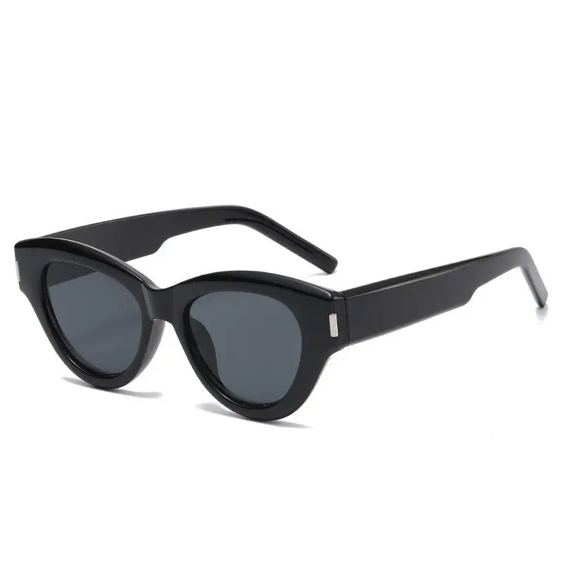 

New pattern Internet celebrity Retro Cat's Eye Personalized Street Shot Small Frame Jelly Tone Sunglasses