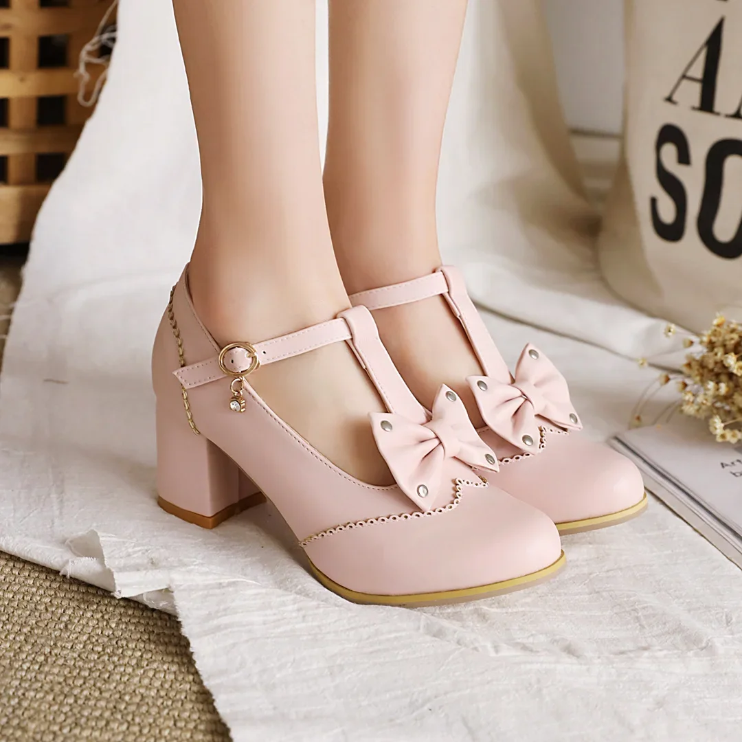 Рисунок 2 - Туфли-лодочки женские на высоком