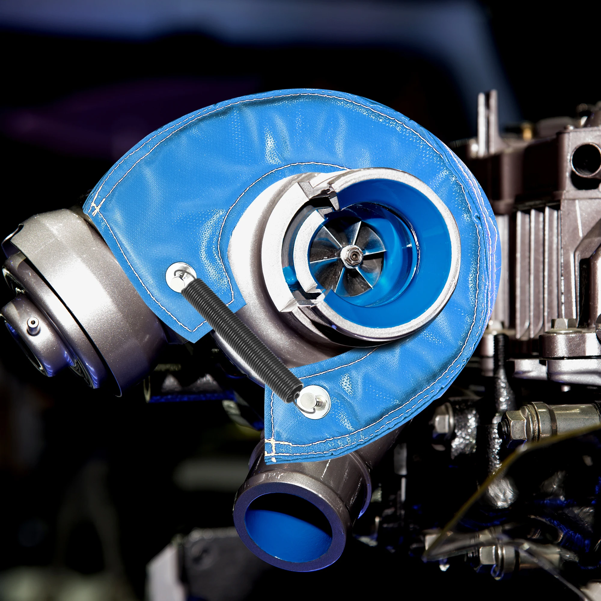 

X Autohaux for T3 T4 T6 T25 Car Turbo Blanket Heat Shield Charger Cover Wrap with Locking Springs for T25 T28 GT25 GT35 Blue