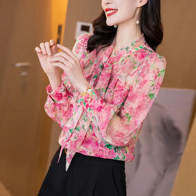 

Женская блузка, новинка весны 2022, модная рубашка с принтом для температуры, дизайнерская шифоновая блузка с ученым датчиком и бантом, Женски...
