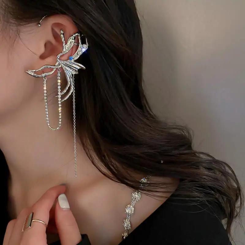 

Temperament Long Tassel Earrings Set With Rhinestones Pearl Exaggerated Simple For Women Fashion Single Ear Jewelry