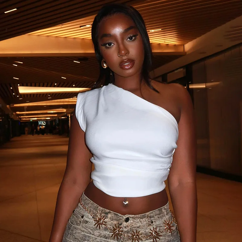 

Solid White One Shoulder Sleevless T-shirts Women Crop Tops Sexy Slim Ruched Club Party All Matching Vests Y2K Streetwear Tanks