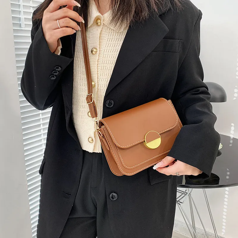 Aoger Internet Celebrity Minimalist Crossbody Bag Super Popular Retro Minority Small Square Bag Female 2023 New Versatile