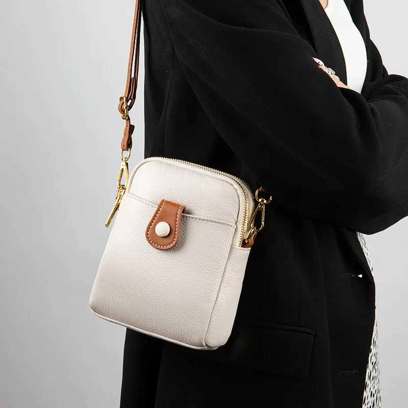 

New Trend Fashion Shoulder Bag Retro Luxury Phone Bag Commuting Texture Solid Color Advanced Versatile Casual Women's Bag