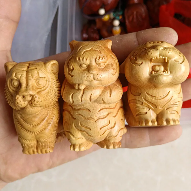 Резьба по дереву в форме кота талисман поделки украшение милое животное на удачу