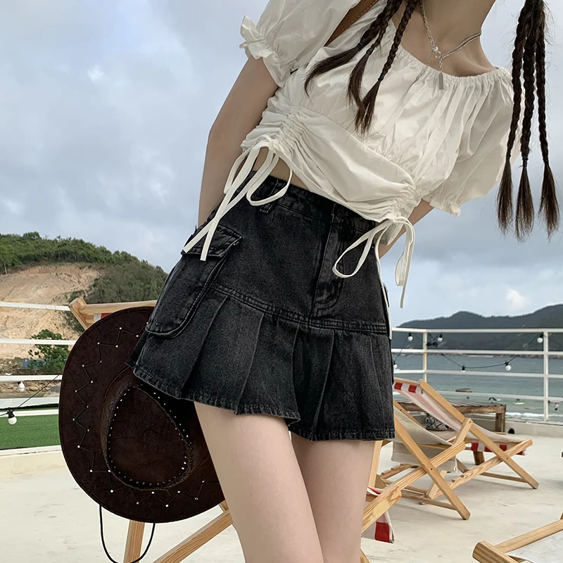 

Female Slim Sexy Anti-walking Light A-word Short Denim Skirts New High Waist Women's Summer 2021 Pleated Skirt with Pockets Blue