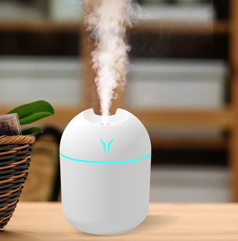 

Mini Car Home Small Portable Humidifier With a Lovely Round Shape Office Desktop Avant-garde Technology Styling Humidified Egg