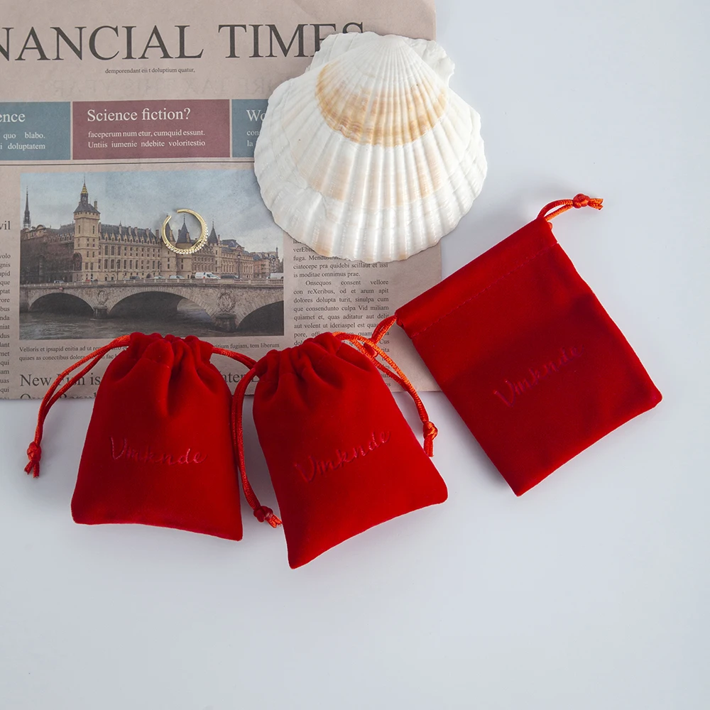 100pcs Velvet Jewelry Gift Bags Personalised Logo Debossed Christmas Wedding Favors Candy Goodie bag Packaging Organizer Pouch