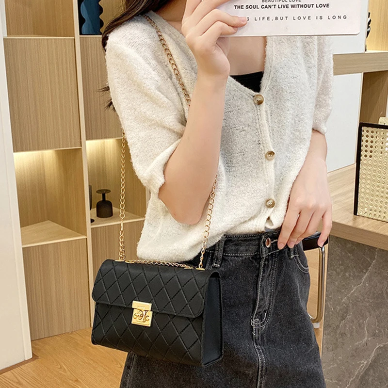 2023 New Fashion Women Messenger Bags Chain Shoulder Bags Small Square Bag Trend Luxury Brand Handbags Tote BagsTextured Bags
