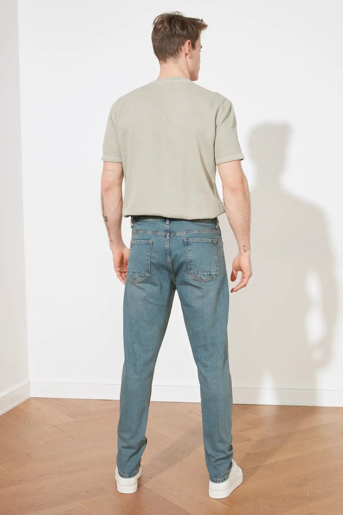 

Trendyol Male Destroylu Tapared Skinny Fit Jeans TMNSS21JE0641