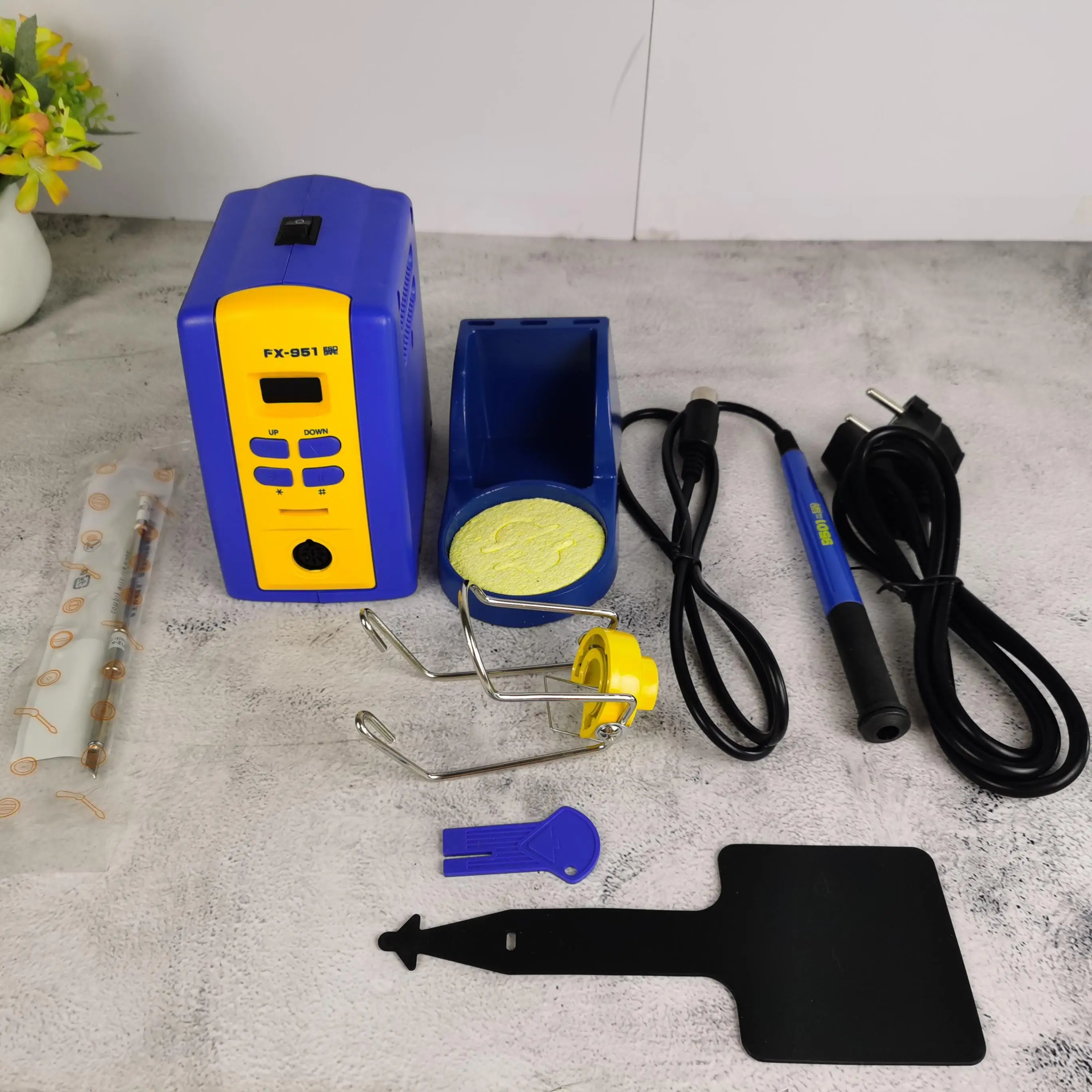 FX 951 fx951 цифровая термостатическая пайка/паяльник Электрический паяльник 110 В/220 В