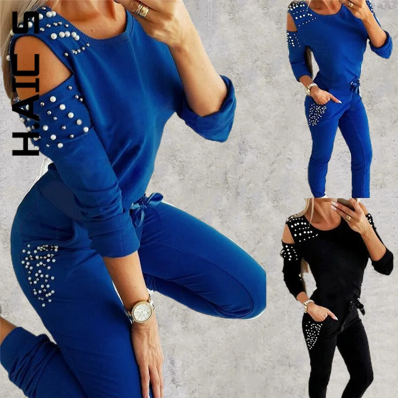 

Женский комплект из топа с открытыми плечами и брюк, с украшением из бисера