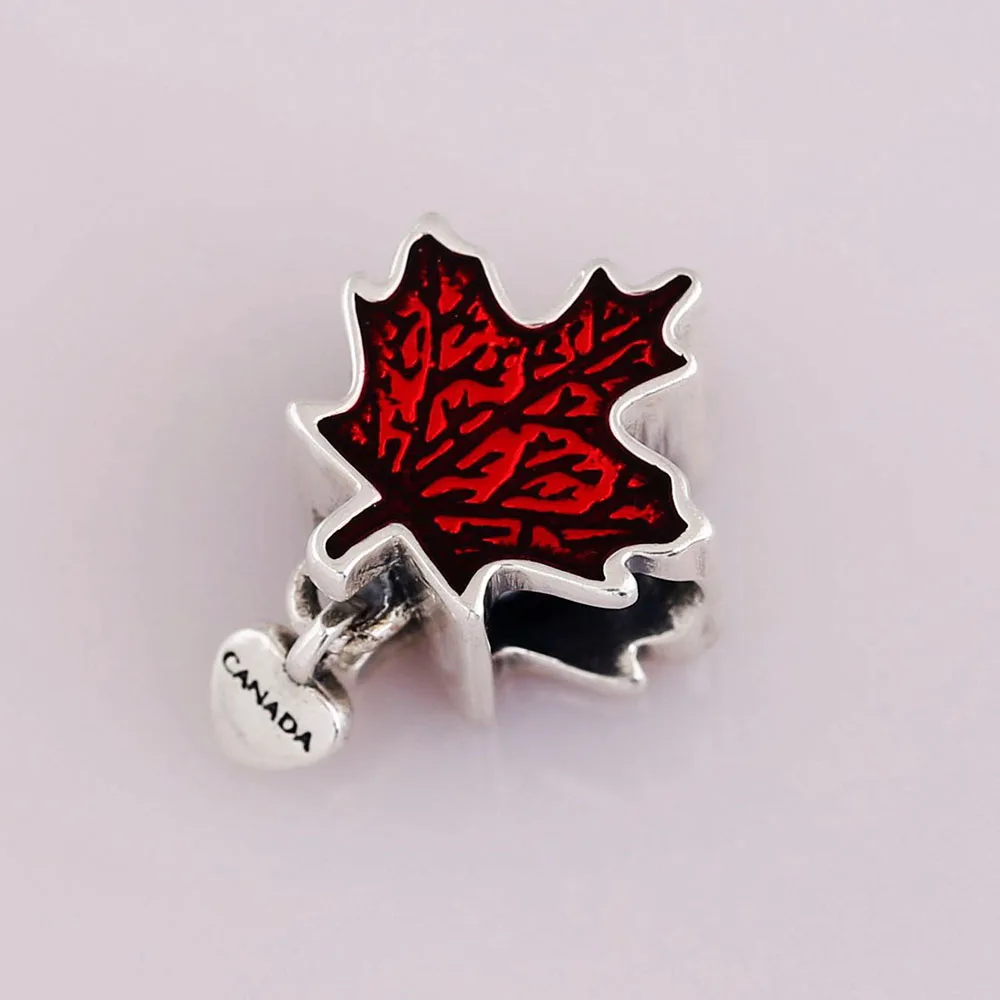 Женский браслет в бразильском стиле