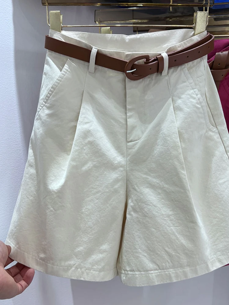 Женские джинсовые шорты с завышенной талией