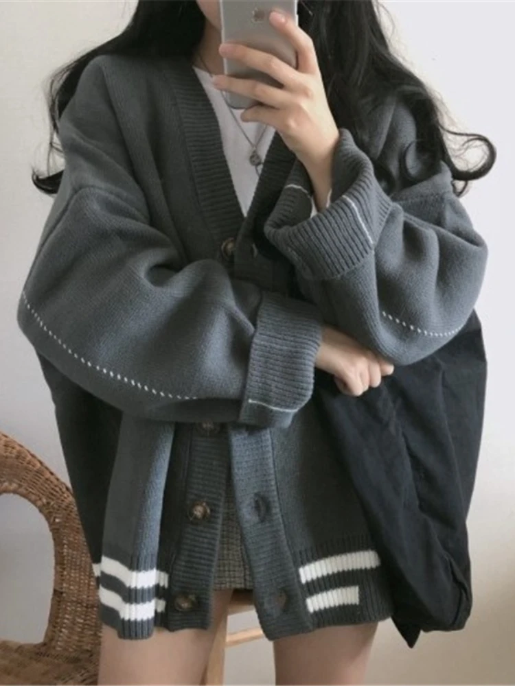 

Женский однобортный вязаный кардиган с V-образным вырезом и длинным рукавом