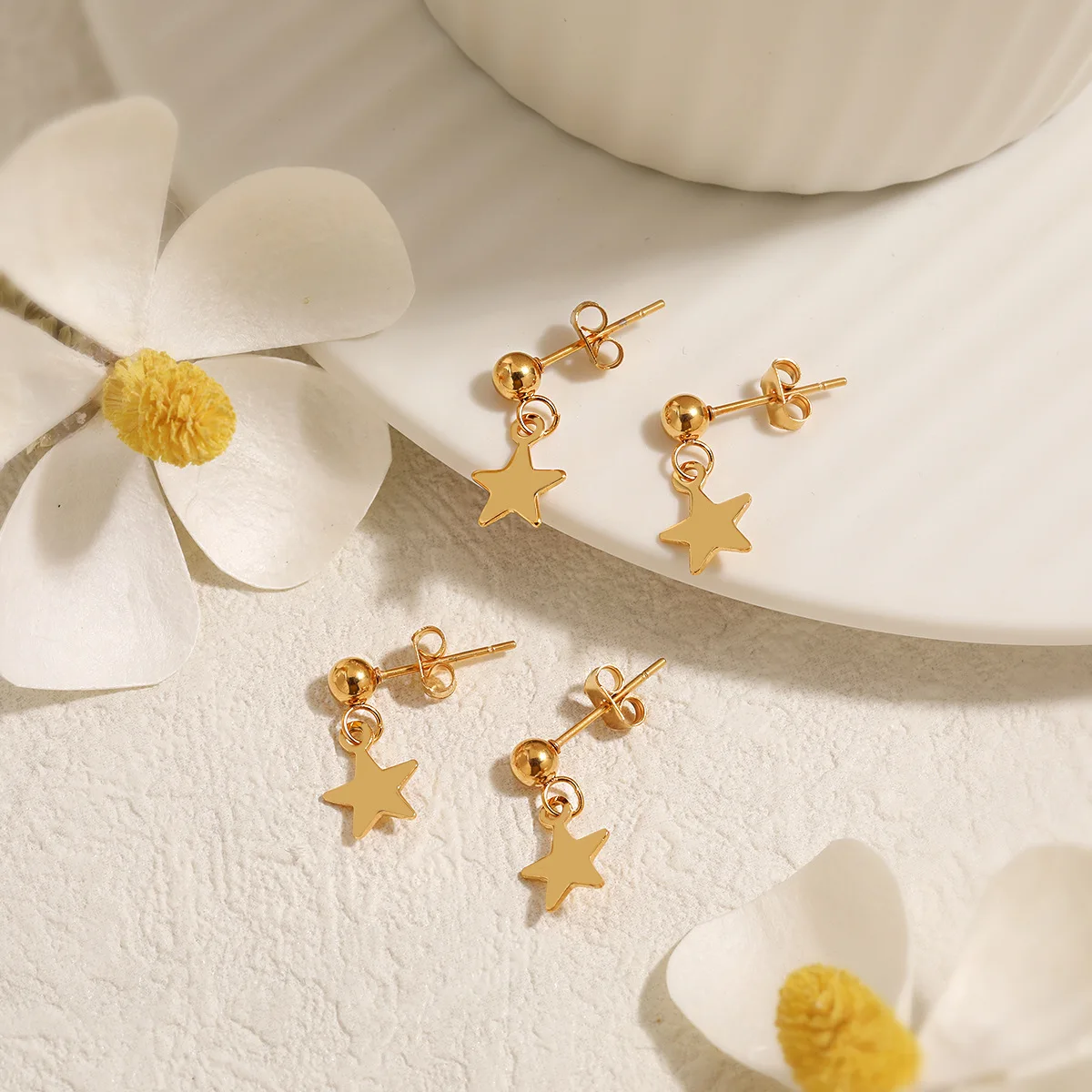 Водонепроницаемые серьги-гвоздики в форме звезды из нержавеющей стали с золотым