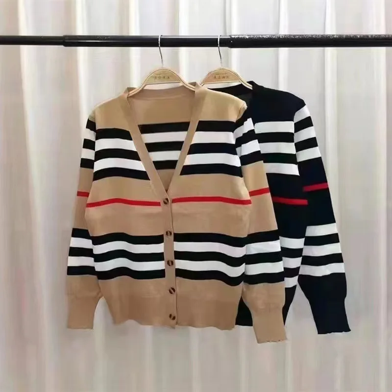 

2023 New Striped Lazy Fashion Brand Korean Fashion Loose V-neck Sweater Cardigan Knitted