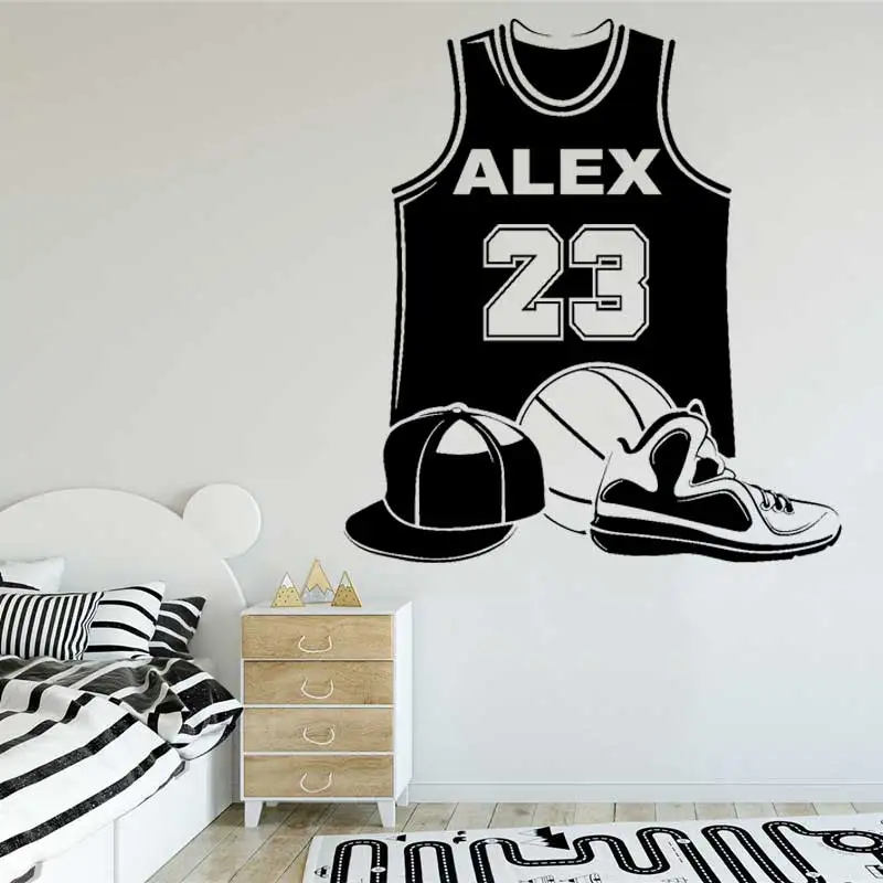 

Баскетбольная Наклейка на стену, персонализированная баскетбольная майка с кодированным именем, наклейка на стену для подростков, детей, декор для комнаты и спальни, L135